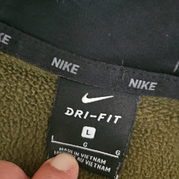 Nike Dri-Fit Men's Sweatshirt SZ Large Green/Black Hoodie Pullover Run Gym sport - Picture 3 of 14